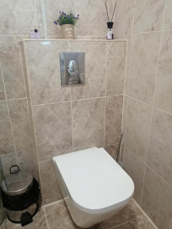 Отель Check-In Kaya Сибиу Экстерьер фото